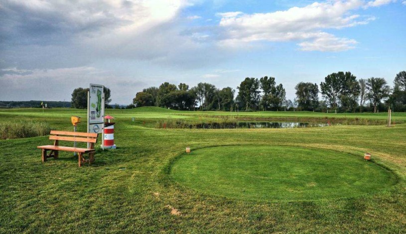 Golf resort Jezera Ostrožská Nová Ves